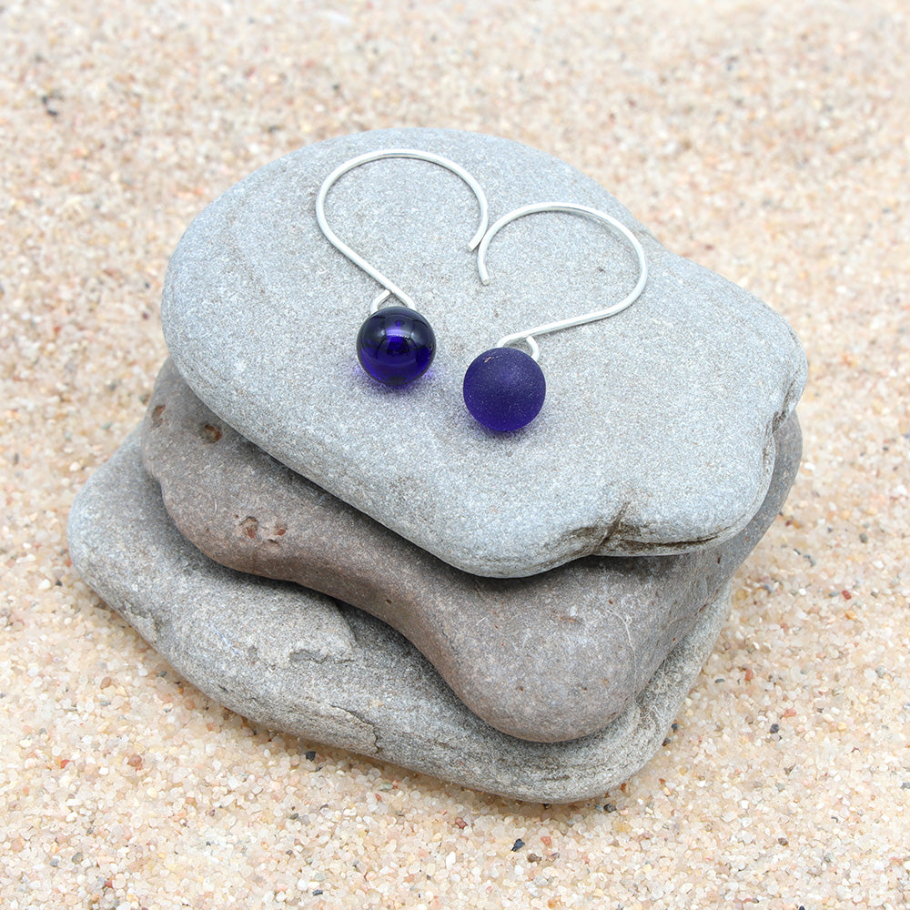 Shiny Dark Blue Tiny Ball Silver Hoop Earrings