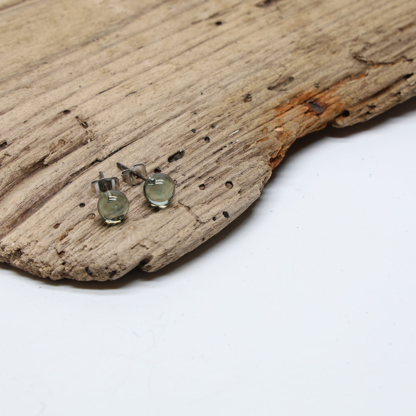 Shiny Transparent Grey Glass Stud Earrings