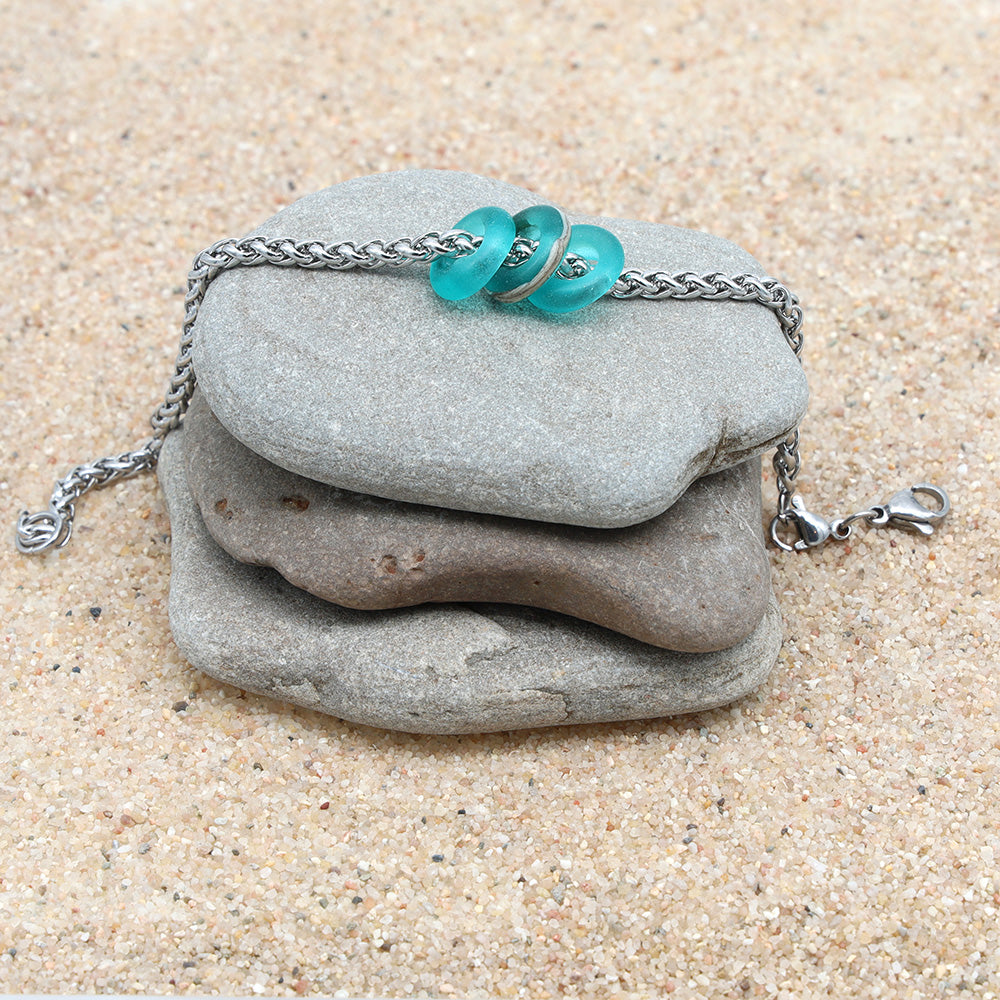 Bracelet with 3 Frosted Teal Transparent Glass Beads