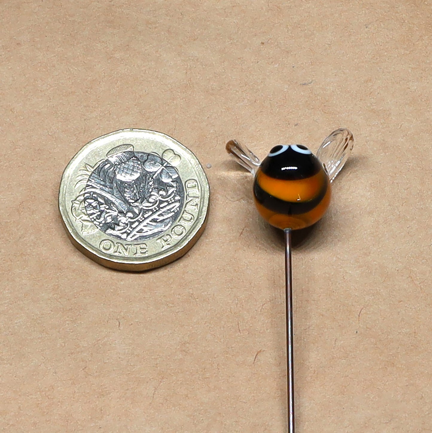 Bee Plant Decoration